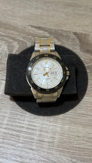 ساعة Casio أصلية بحالة ممتازة