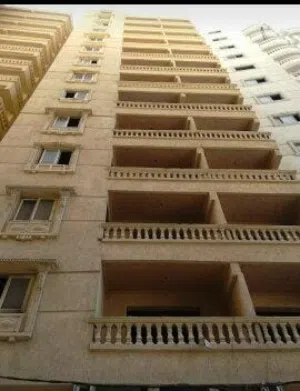 شقة على البحر في الدخيلة للبيع