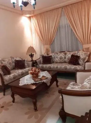 شقة للبيع في طبربور خلف حديقة الوفاء والعهد مفتوحة على شارعين