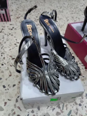 احذيه كعب عالي