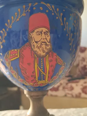 Antiques . Used0