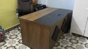 اثاث مكتبي