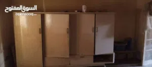 حصل قبل ارتفاع الاسعار دولابين + مرايه خشب ايطالي متين وعينك سرك