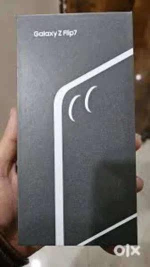 Samsung Galaxy Z Flip7 512 GB in Amman
