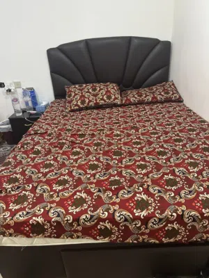 Vocational studio flat vacant for one month. Fully furnished. Household items are available and new