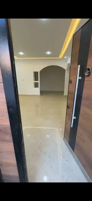 5 Bedrooms . Unfurnished1