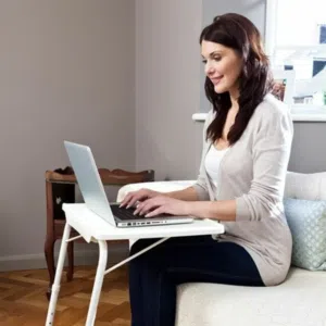 طاولة  متعددة الاستخدامات سهلة التحكم