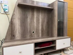 طاوله تلفاز