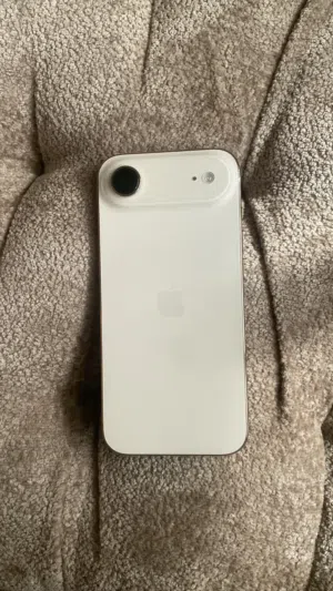 iPhone 17 Air 256GB Light Gold