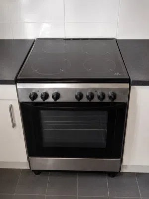 Stainless Steel Electric Cooker with Glass Ceramic Hob and Oven - Good Condition