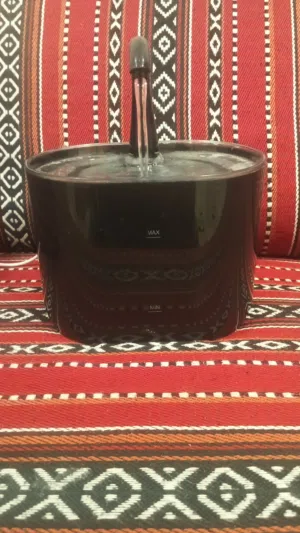 نافورة مياء شرب القطط و للكلاب مستخدمه نظيفه