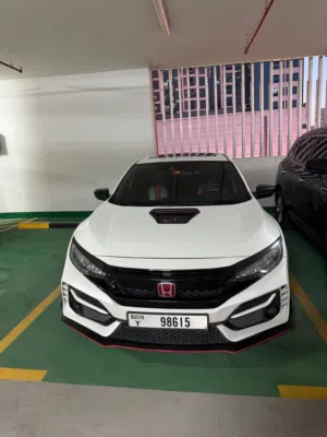Honda Civic 2020 1.5T with Type R body kit