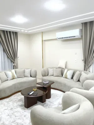شقه مفروشه للايجار اليوم 2500 جنيه بالمهندسين شارع شهاب شارع سوريا
