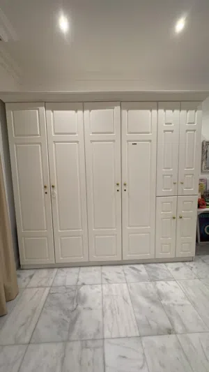 Wardrobe Cabinet