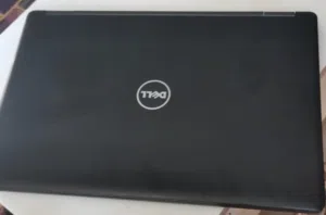 لابتوب Dell استخدام خفيف جدا