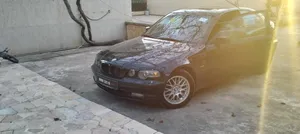 BMW 325 ..2002