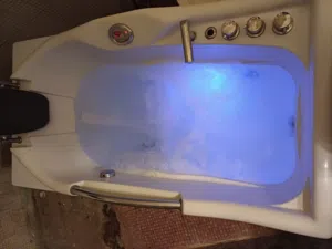 جاكوزي استعمال قليل