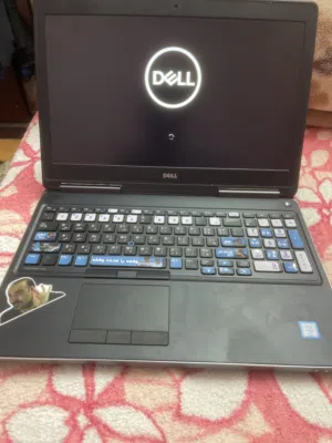 كمبيوتر Dell