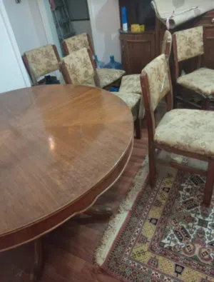 ترابيزة سفرة مع 6 كراسى