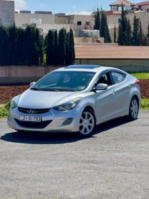 Used Hyundai Avante in Amman