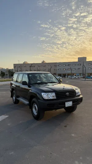 Toyota . Land Cruiser . 2007 . Used1