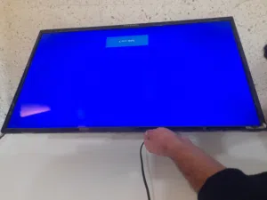 شاشة ناشونال دايموند سمارت 32 انش بحالة الوكالة استعمل اسبوعين ولا نقرة للبيع بس