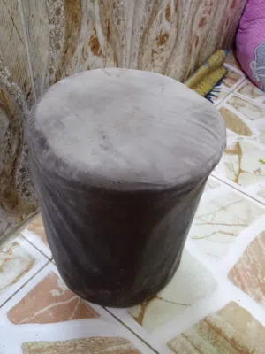 طبله كعده  والمريايه نضيفه مابيه شي