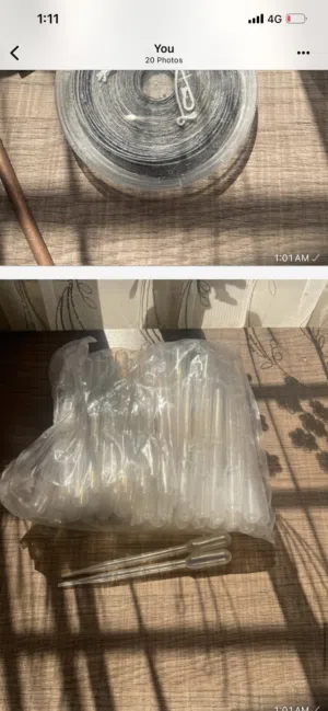 اغراض مختبر علوم عدسات مكبرة وميزان