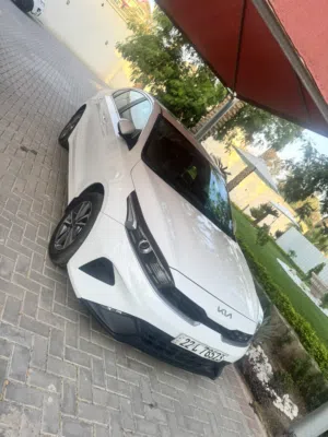 سيراتو خليجي محرك 2000 للبيع