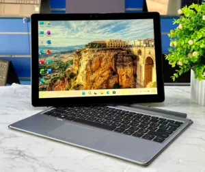 Dell Detachable 7210 2in1  Intel Core i5 Processor 10TH Gen 16GB Ram 256GB Ssd display screen12.3