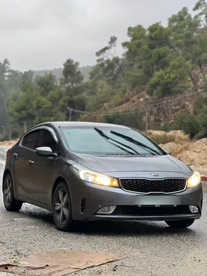 used-kia-k3-in-hebron