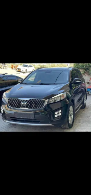 سورنتو مع فتحة حرق سعر بسبب السفر 77000 كاش