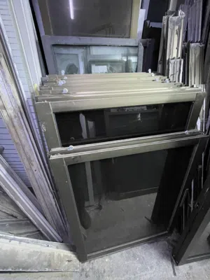 شبابيك الامنيوم لون شامبين زجاج بورنز عدد8