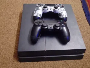 بلاستيشن 4 معدل