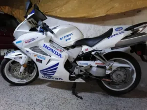 دراجة هوندا 800cc مرخصة 2008