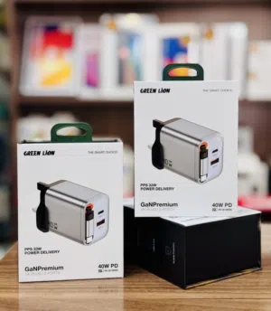 شاحن جدراي مدمج مع السلك 33 واط GREEN LION PPS 33w GANPREMIUM UK PLUG  2-ports 40w PD