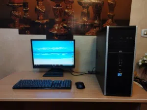 كمبيوتر مكتبي