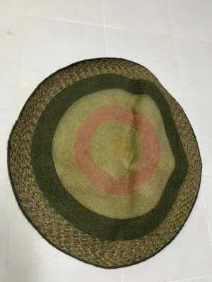 Beautiful round shape rug