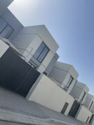 193 m2 3 Bedrooms Townhouse for Sale in Basra Shatt Al-Arab