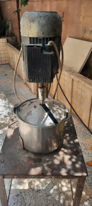 عدة مطعم مستعمله كامله للبيع بسعر مناسب