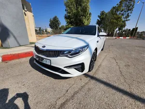 kia-optima-2018-لون-أبيض-لؤلؤي-تحفة
