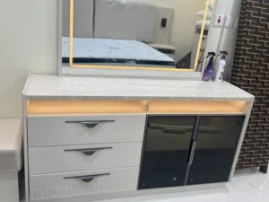 غرفه نوم ب 3000 بدون مرتبه السرير