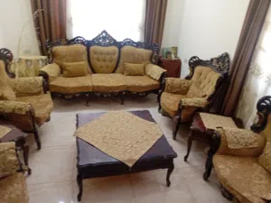 طقم كنب زان للبيع مستعمل