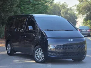 HYUNDAI STARIA 2023 DIESEL // LOW MILEAGE // 11 SEATES // FULL OPITION // PERFECT CONDITION