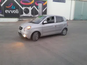Used Kia Picanto in Tripoli