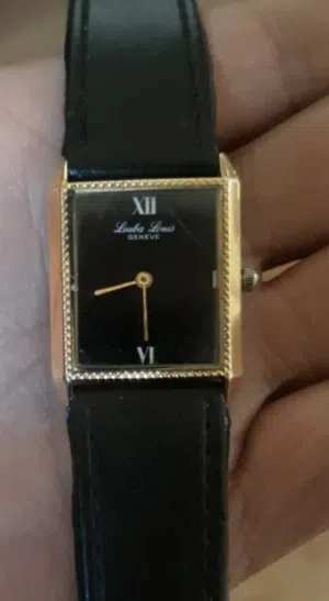 ساعات سويسري