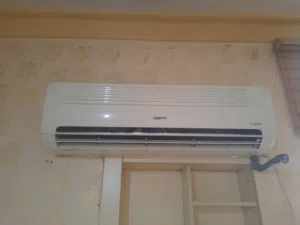 مكيفين اسبلت حجم 24 وحدة  حار  بارد