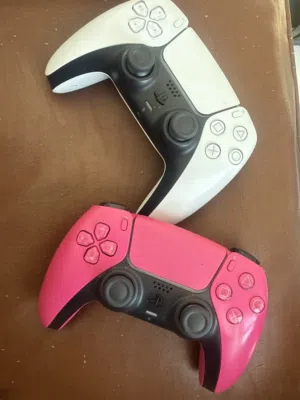 PlayStation 5 Slim Console Disc Version With Extra Pink Controller