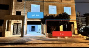 مساحة تجارية مميزة قرب دوار السلام على الشارع