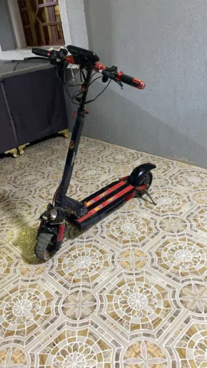 للبيع سكوتر مستخدم بسرعه 60 كيلومتر